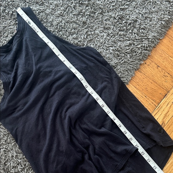 Lululemon Black Sleeveless Twisted Criss Cross Back Women's Tank Top - Picture 5 of 6